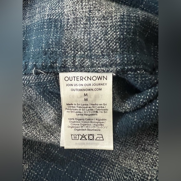 Outerknown Men's Jasper Transitional Flannel - Marine Rocky Point Plaid - M - Picture 8 of 10
